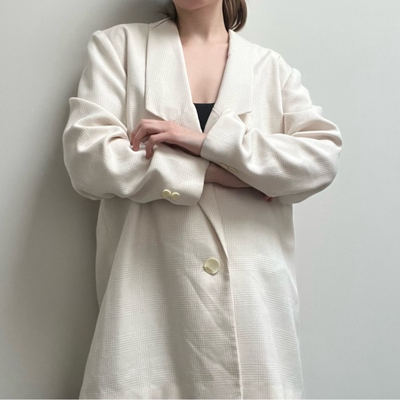 Vintage Cream Tailored Blazer - Picture 4 of 15